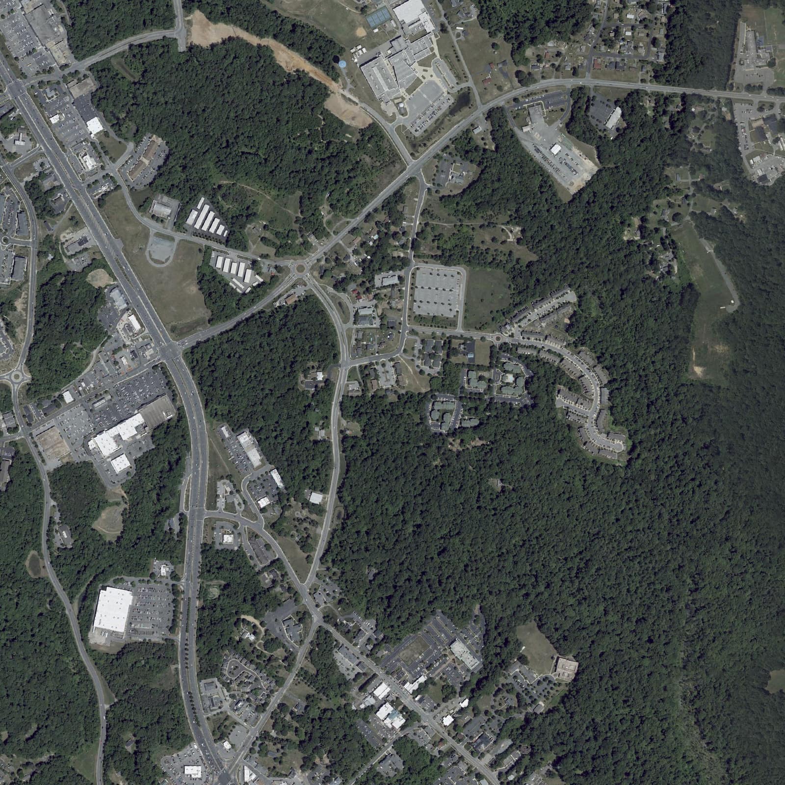 Aerial view of the neighborhood around Prince Frederick Village Apartments